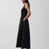 Robe longue à taille basse en mélange de matières