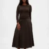 Robe longue à taille basse en mélange de matières