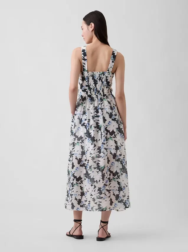 Robe longue à taille basse et coutures apparentes