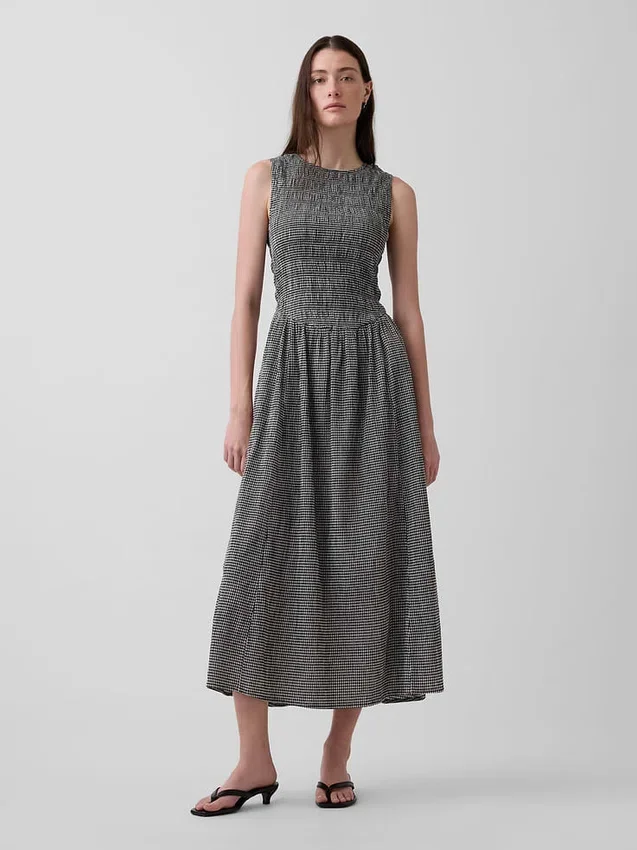 Robe longue à taille basse smockée en vichy