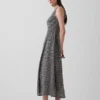 Robe longue à taille basse smockée en vichy