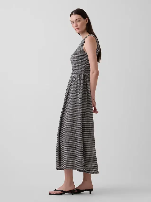 Robe longue à taille basse smockée en vichy