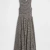 Robe longue à taille basse smockée en vichy