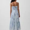 Robe longue à volants et nœud dans le dos