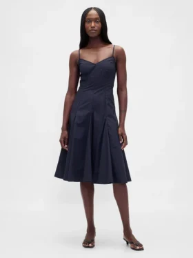 Robe mi-longue à col en V et coutures apparentes