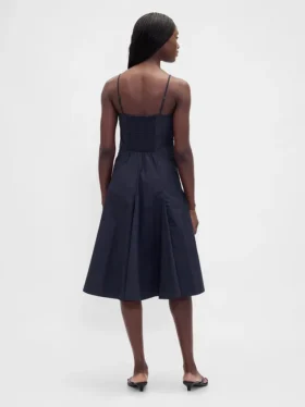 Robe mi-longue à col en V et coutures apparentes