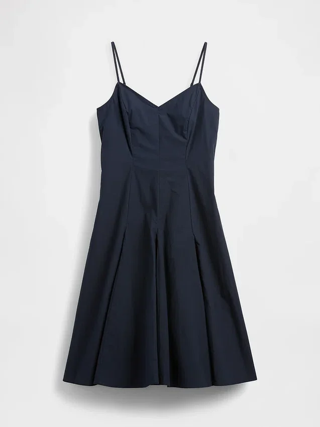 Robe mi-longue à col en V et coutures apparentes