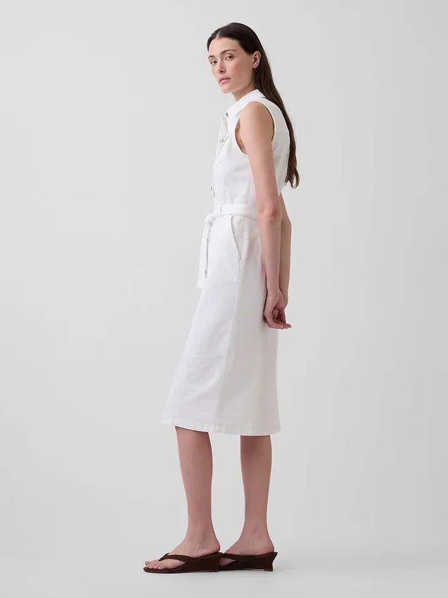 Robe mi-longue en denim avec ceinture à nouer