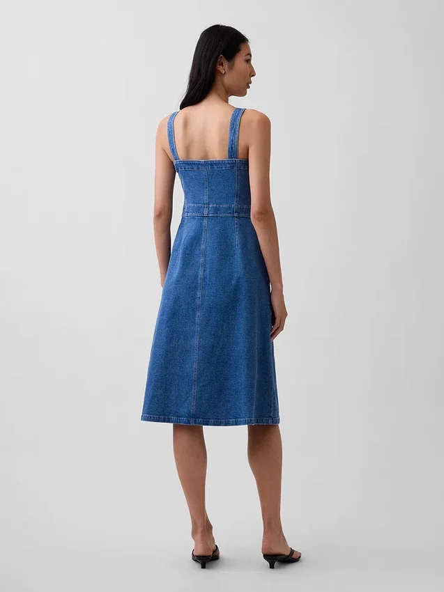 Robe mi-longue en denim à boutonnage sur le devant