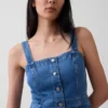 Robe mi-longue en denim à boutonnage sur le devant