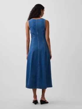 Robe mi-longue en denim à coutures apparentes et fermeture à glissière sur le devant