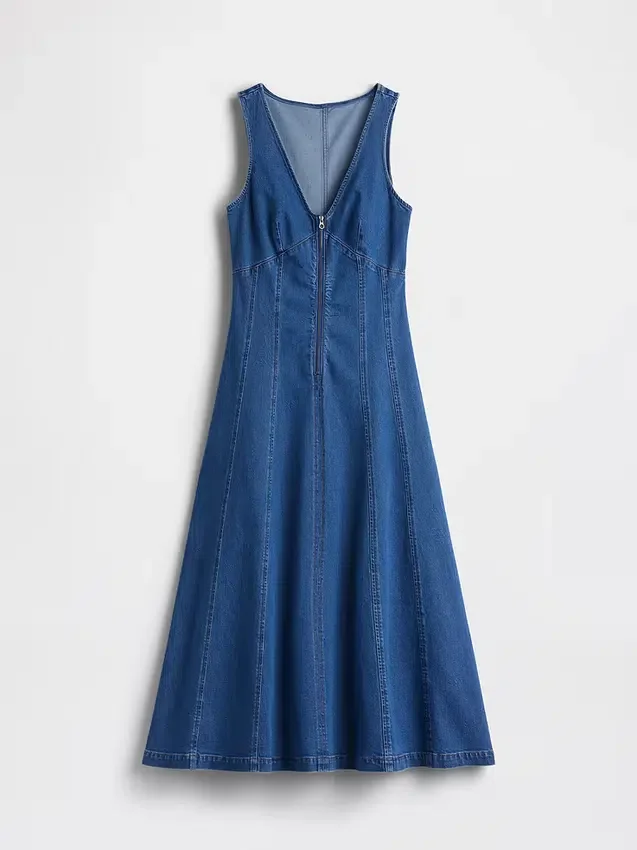 Robe mi-longue en denim à coutures apparentes et fermeture à glissière sur le devant