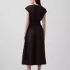 Robe mi-longue à taille basse en mélange de matières