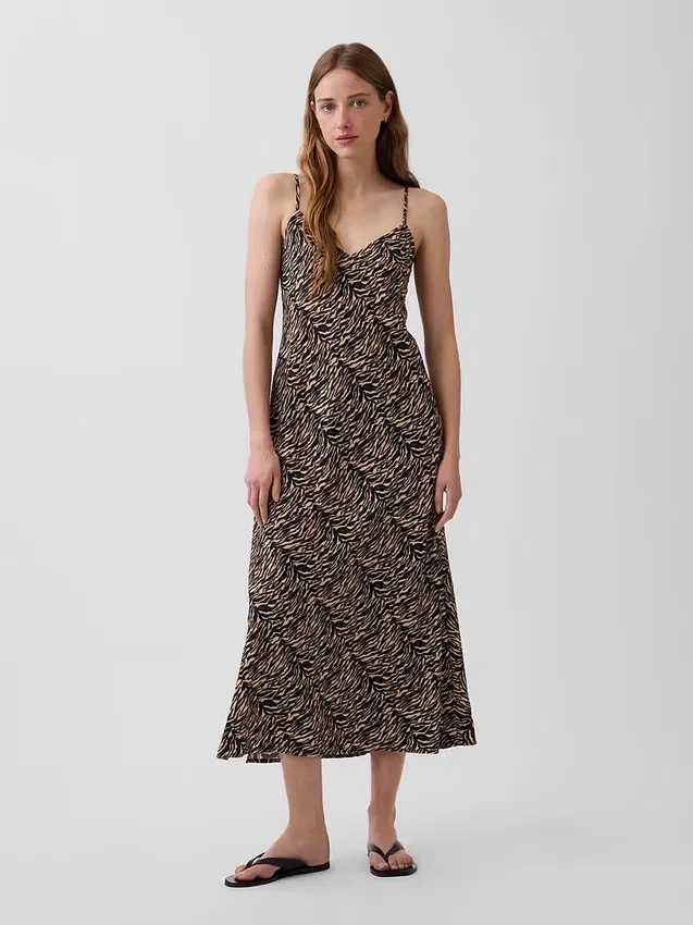 Robe nuisette mi-longue à imprimé zèbre