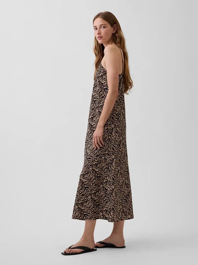 Robe nuisette mi-longue à imprimé zèbre