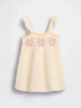 Robe pour bébé à fleurs en crochet