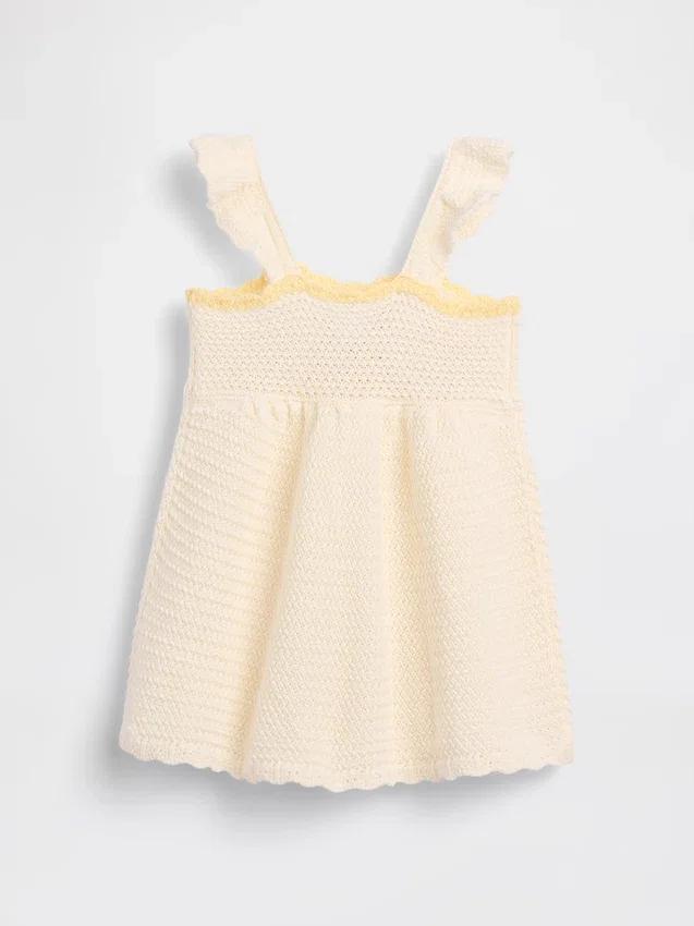 Robe pour bébé à fleurs en crochet