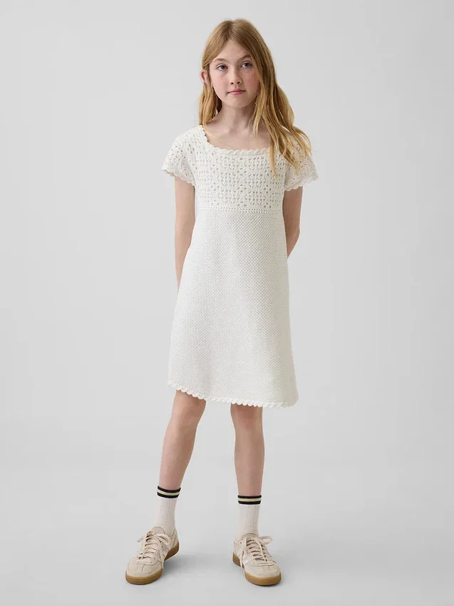 Robe-pull en crochet pour enfant