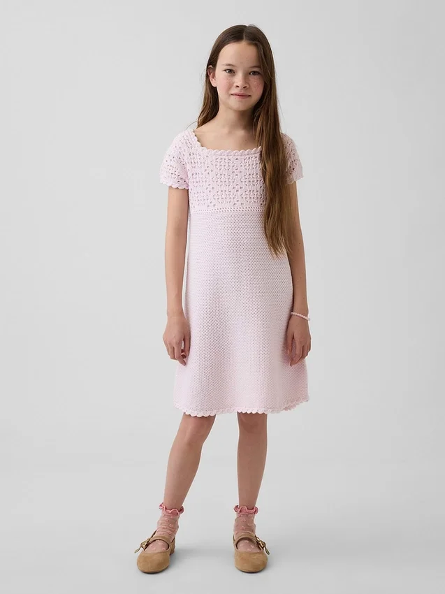 Robe-pull en crochet pour enfant