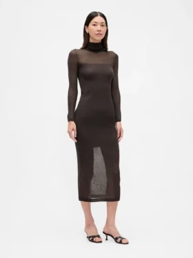 Robe-pull longue à col roulé transparente