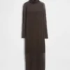 Robe-pull longue à col roulé transparente