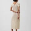 Robe-pull longue en maille côtelée à boutons sur le devant