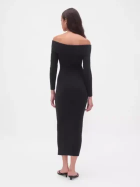Robe-pull mi-longue à épaules dénudées en CashSoft extensible