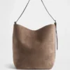 Sac seau en daim vegan
