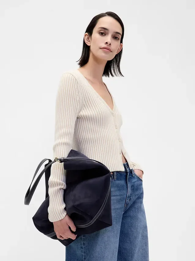 Sac seau en daim vegan