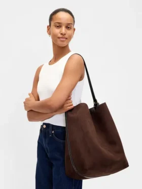 Sac seau en daim vegan