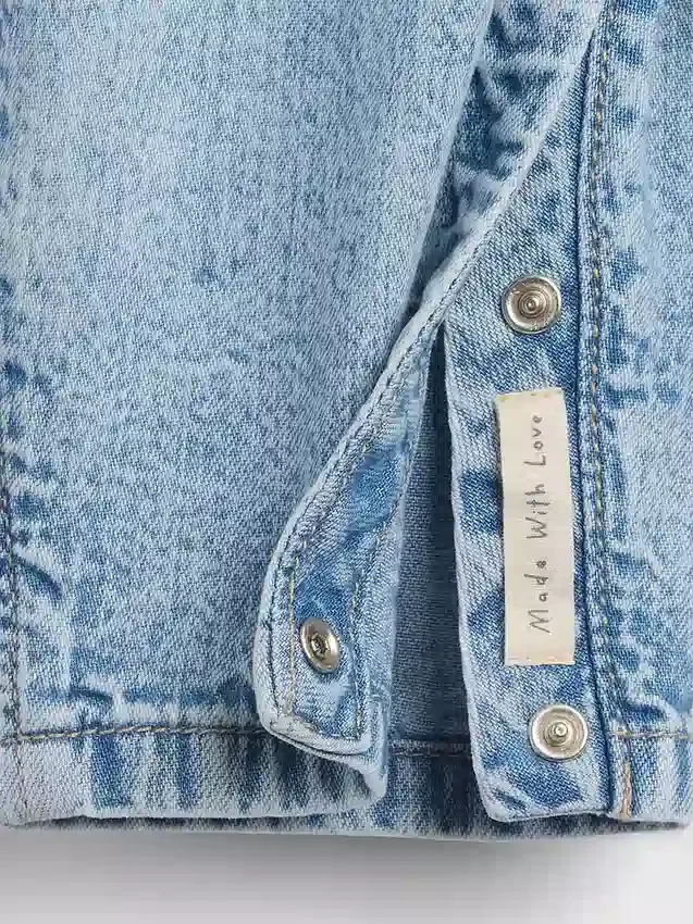 Salopette en jean Winnie l'ourson pour bébé