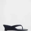 Sandales à lanières en cuir vegan à talon compensé