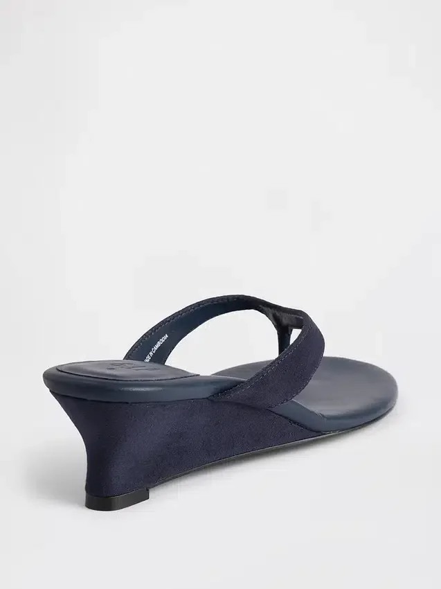 Sandales à lanières en cuir vegan à talon compensé