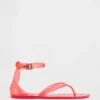 Sandales à lanières en plastique