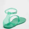 Sandales à lanières en plastique
