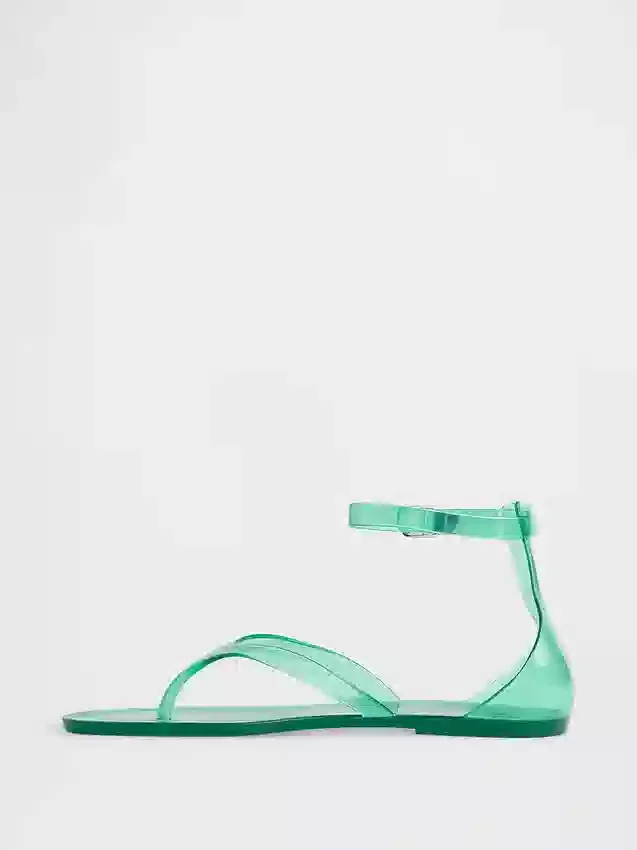 Sandales à lanières en plastique