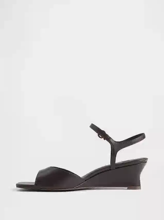Sandales à talon compensé en cuir vegan
