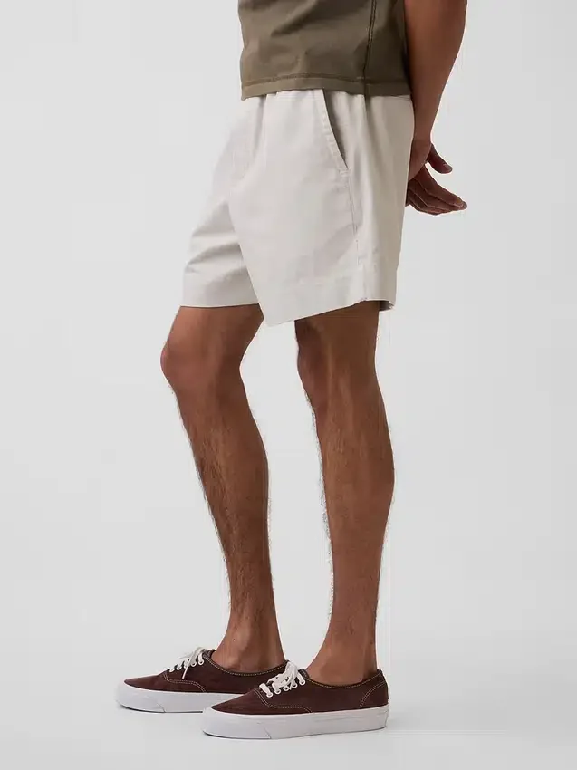 Short ample en mélange de lin de 5,5"