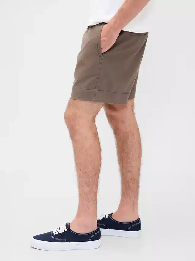 Short ample en mélange de lin de 5,5"
