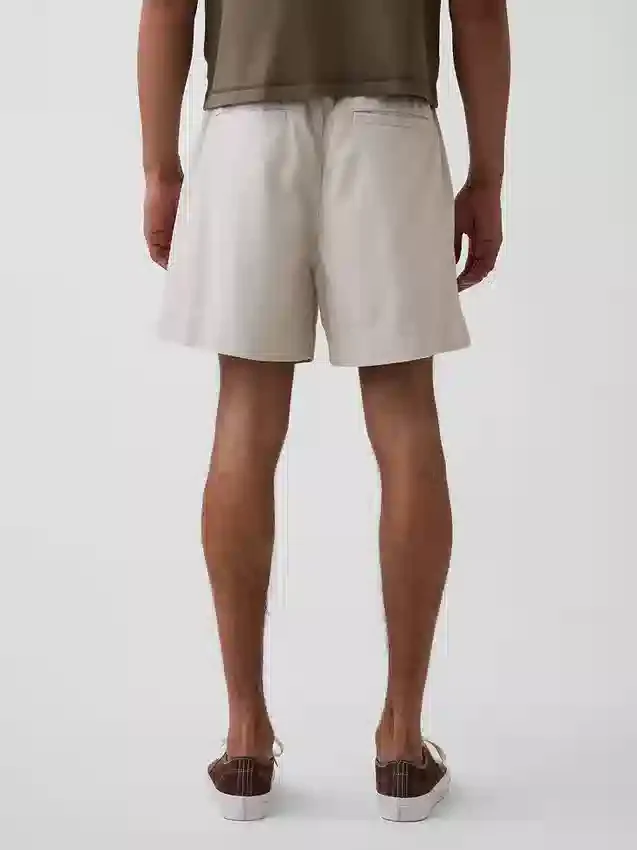 Short ample en mélange de lin de 5,5"