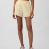 Short de course GapFit Tech à taille haute