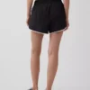 Short de course GapFit Tech à taille haute