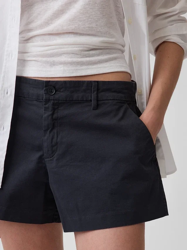 Short kaki à taille mi-haute