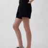 Shorts coupé ultra-doux à taille mi-haute et coupe décontractée, 4"
