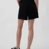 Shorts coupé ultra-doux à taille mi-haute et coupe décontractée, 4"