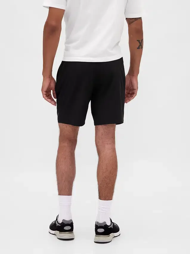 Shorts d'entraînement à séchage rapide Hill City