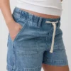 Shorts de maternité faciles à enfiler en denim ultra-doux à panneau intégral