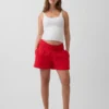 Shorts de maternité faciles à enfiler sous le ventre