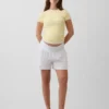 Shorts de maternité faciles à enfiler sous le ventre