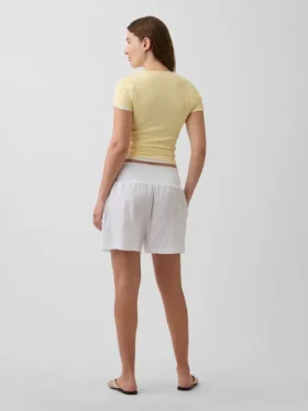 Shorts de maternité faciles à enfiler sous le ventre